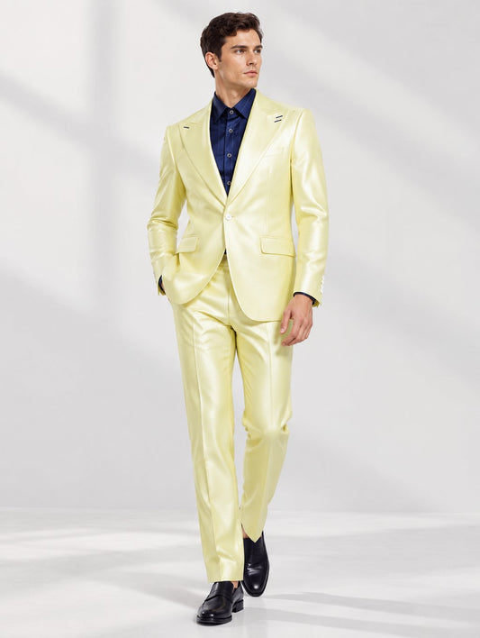 Cream Peak Lapel Tuxedo